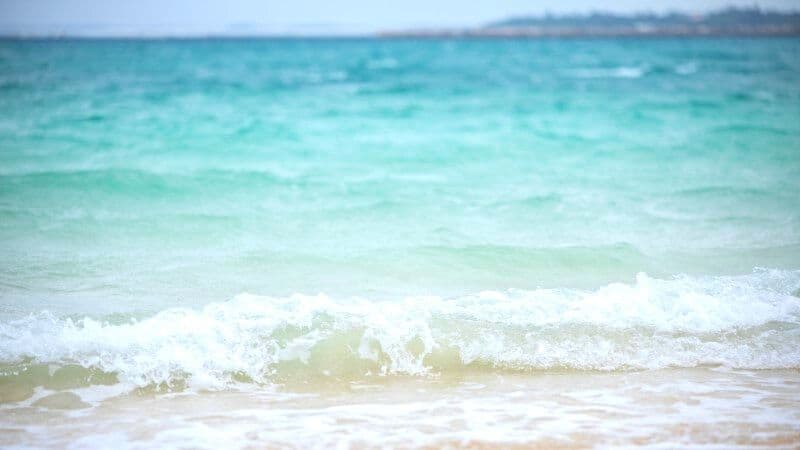 海の水はなぜしょっぱい?子供にもわかりやすく解説します!